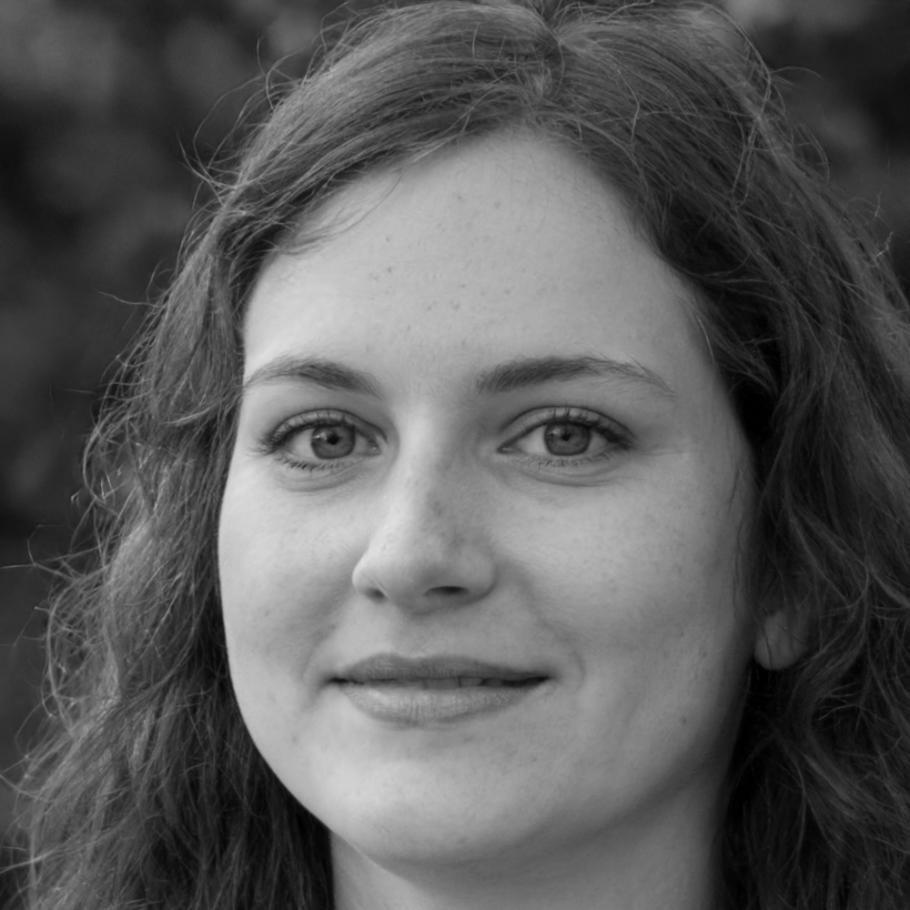 Instructor Nadia Veltri, portfolio strategy specialist